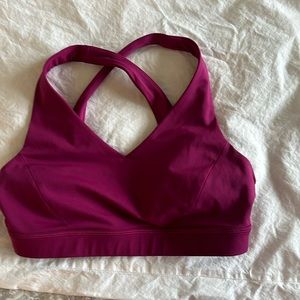 Lululemon sports bra